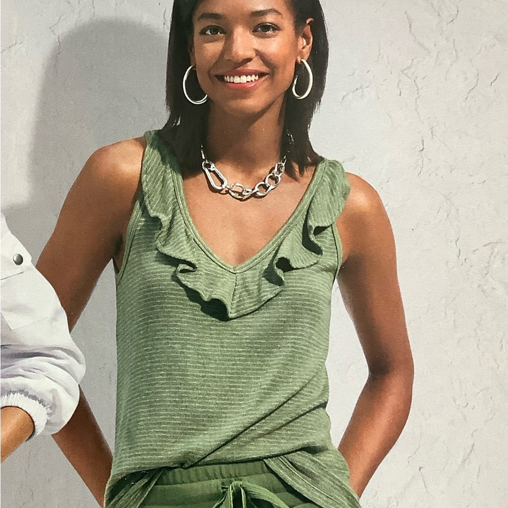 Cabi Flutter Tank